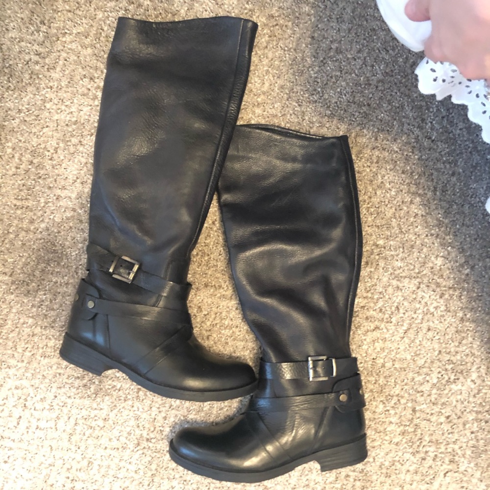 Brand new Steve Madden leather boots